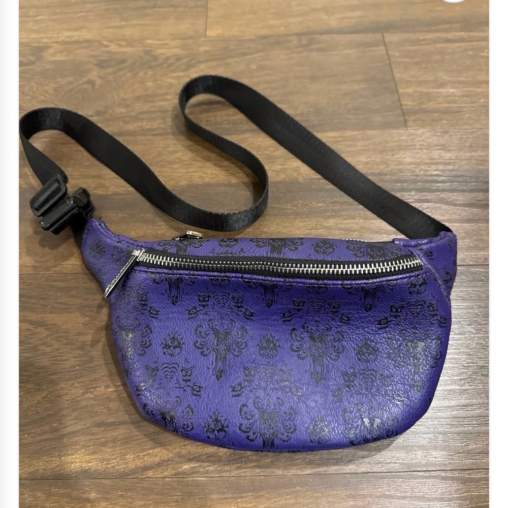 Disney Loungefly Haunted Mansion Wallpaper Fanny Pack Disneyland Belt Bag Purse